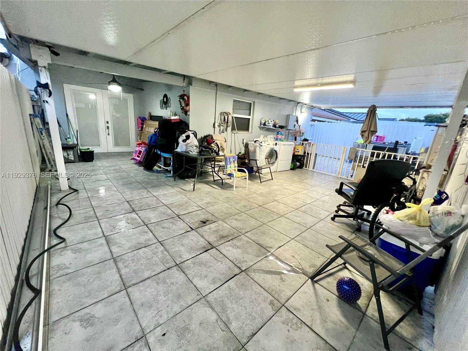 Imagen de Pequeño Objeto