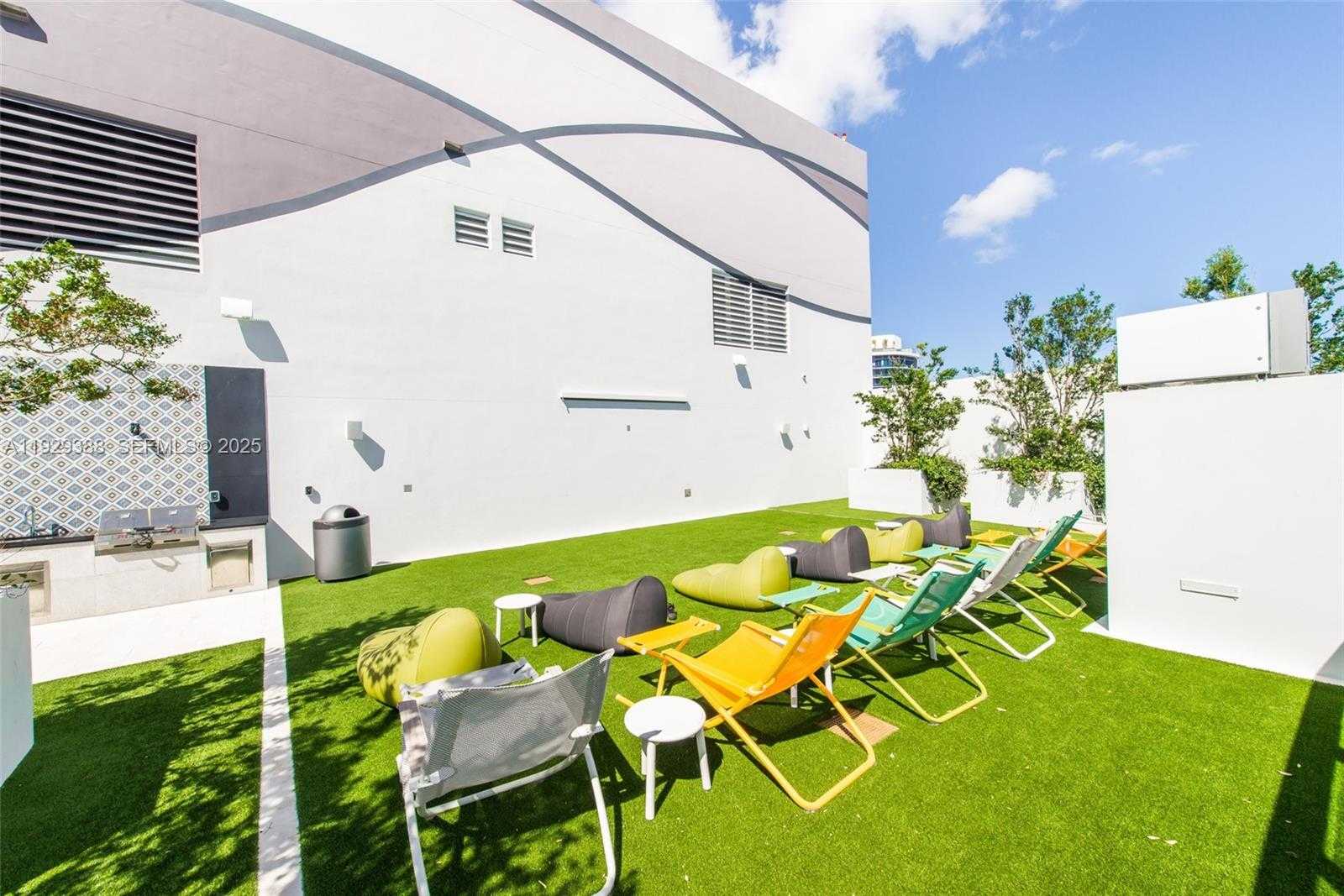 Small Image of 1010 BRICKELL AVE #3710, Miami Number 26