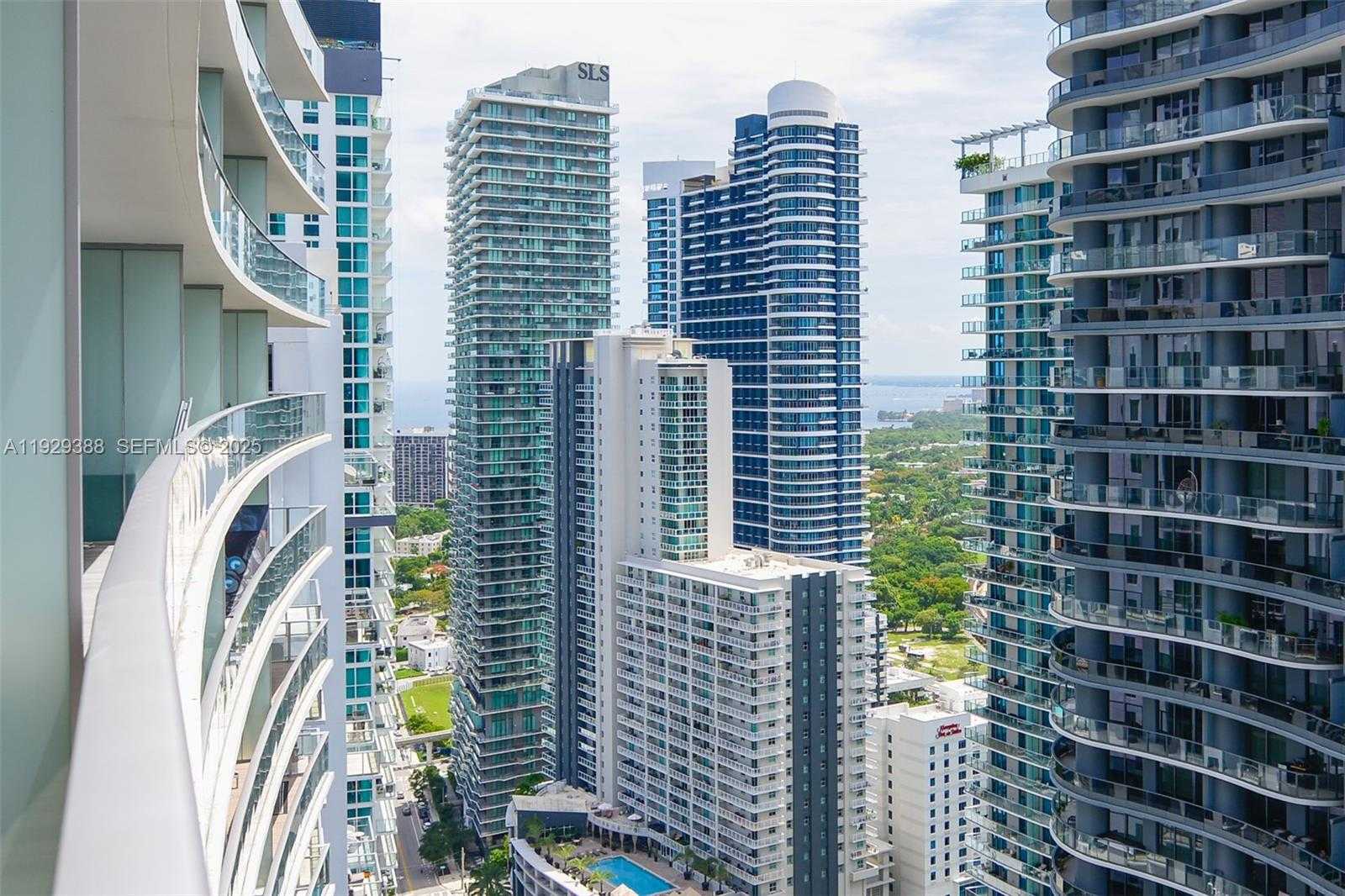 Small Image of 1010 BRICKELL AVE #3710, Miami Number 3