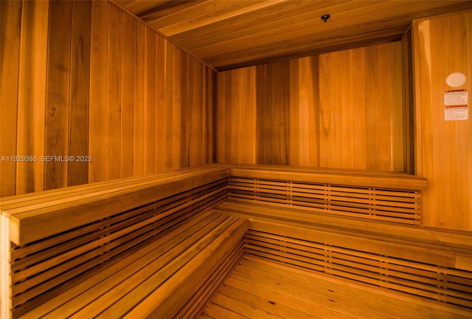 Small Image of 1010 BRICKELL AVE #3710, Miami Number 31