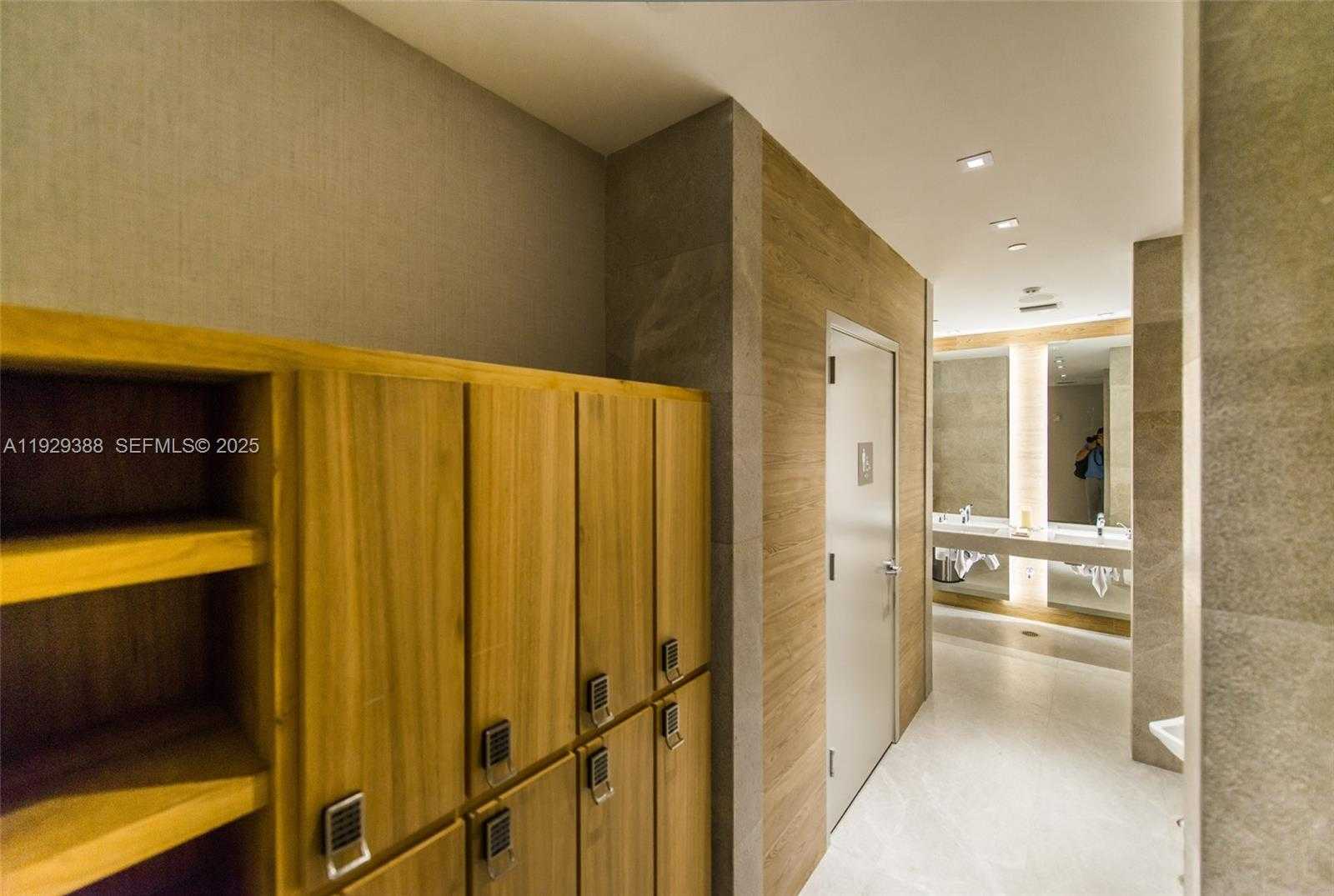 Small Image of 1010 BRICKELL AVE #3710, Miami Number 33