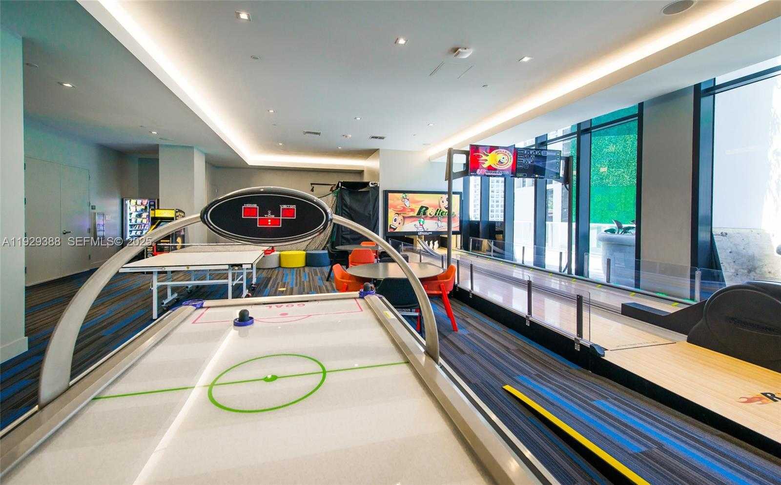 Small Image of 1010 BRICKELL AVE #3710, Miami Number 44