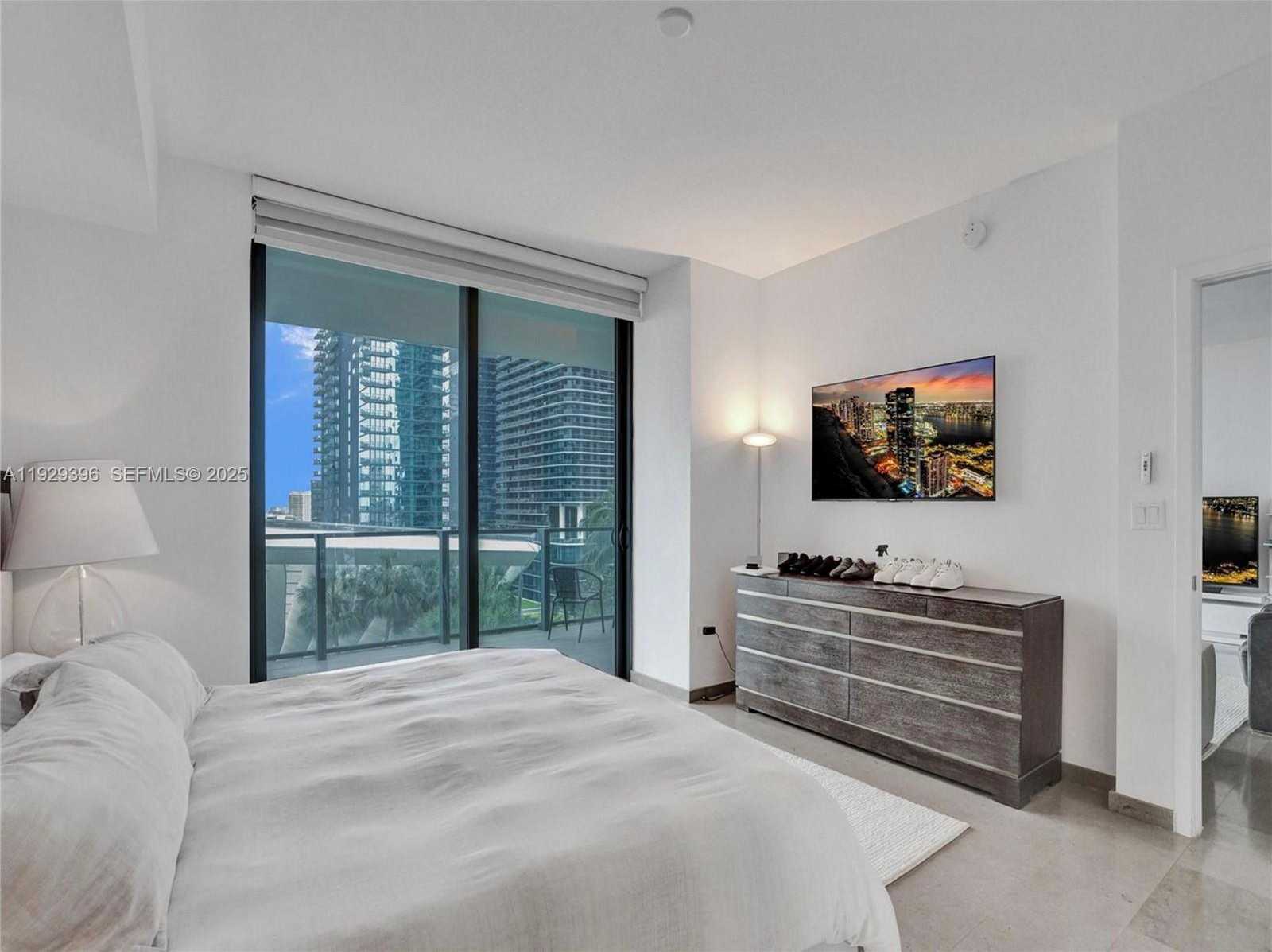 Small Image of 88 SOUTH WEST 7TH ST #907, Miami Number 12