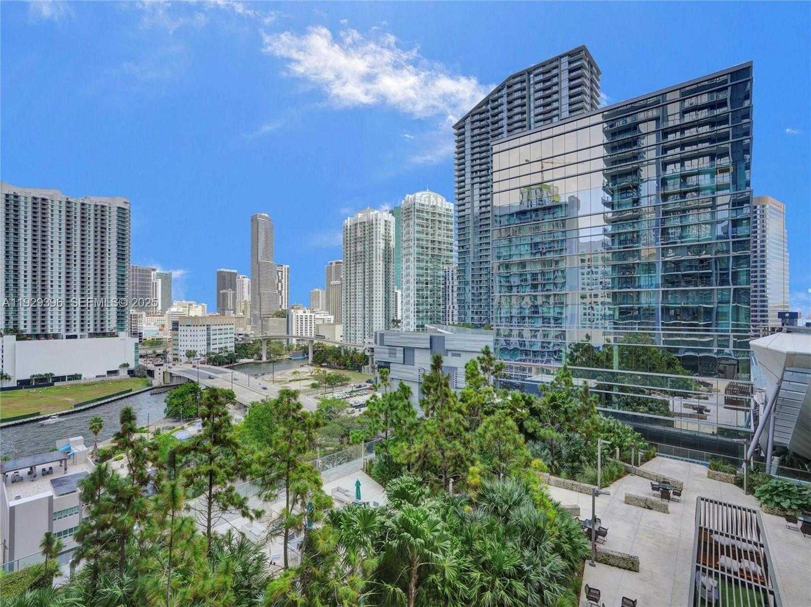 Small Image of 88 SOUTH WEST 7TH ST #907, Miami Number 22