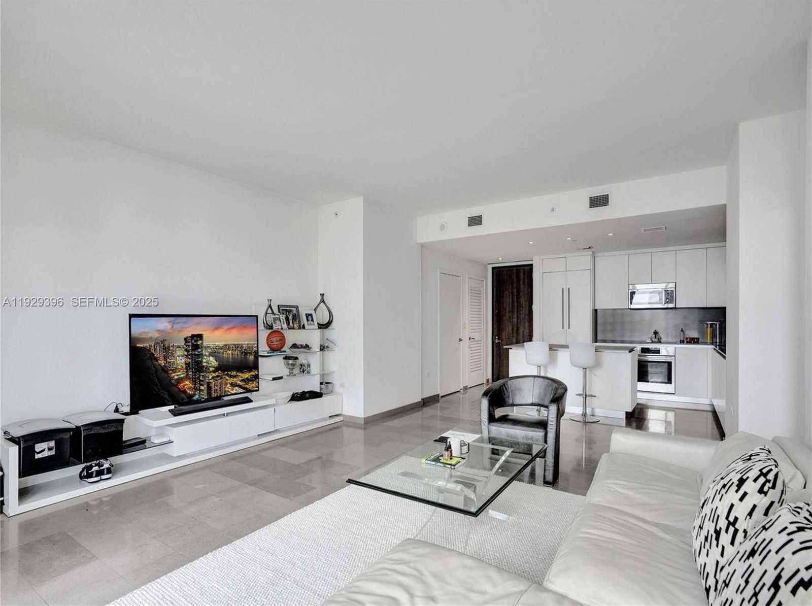 Small Image of 88 SOUTH WEST 7TH ST #907, Miami Number 9