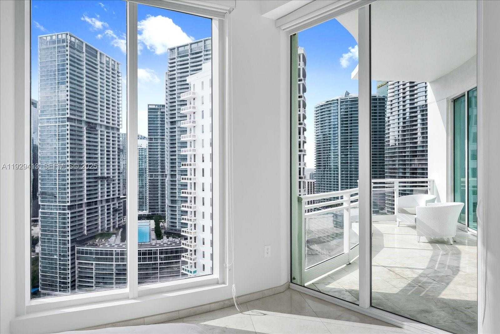 Small Image of 900 BRICKELL KEY BLVD #2605, Miami Number 17