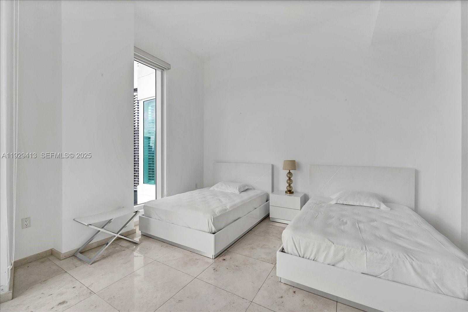 Small Image of 900 BRICKELL KEY BLVD #2605, Miami Number 22