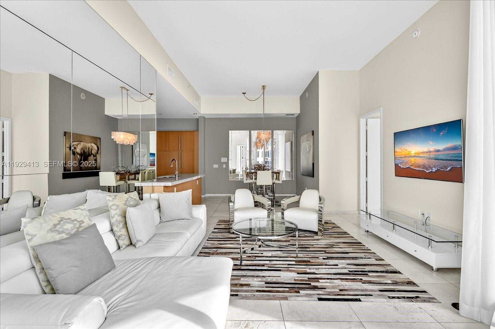 Small Image of 900 BRICKELL KEY BLVD #2605, Miami Number 3