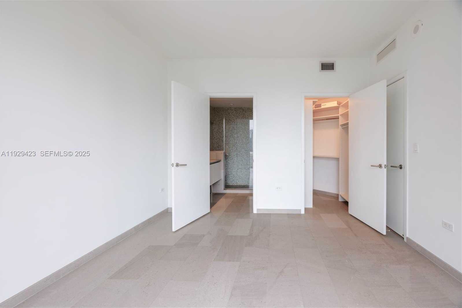 Small Image of 68 SOUTH EAST 6 STREET #2112, Miami Number 20