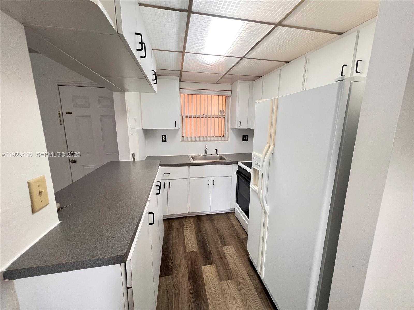 Small Image of 1855 WEST 60TH ST #430, Hialeah Number 7