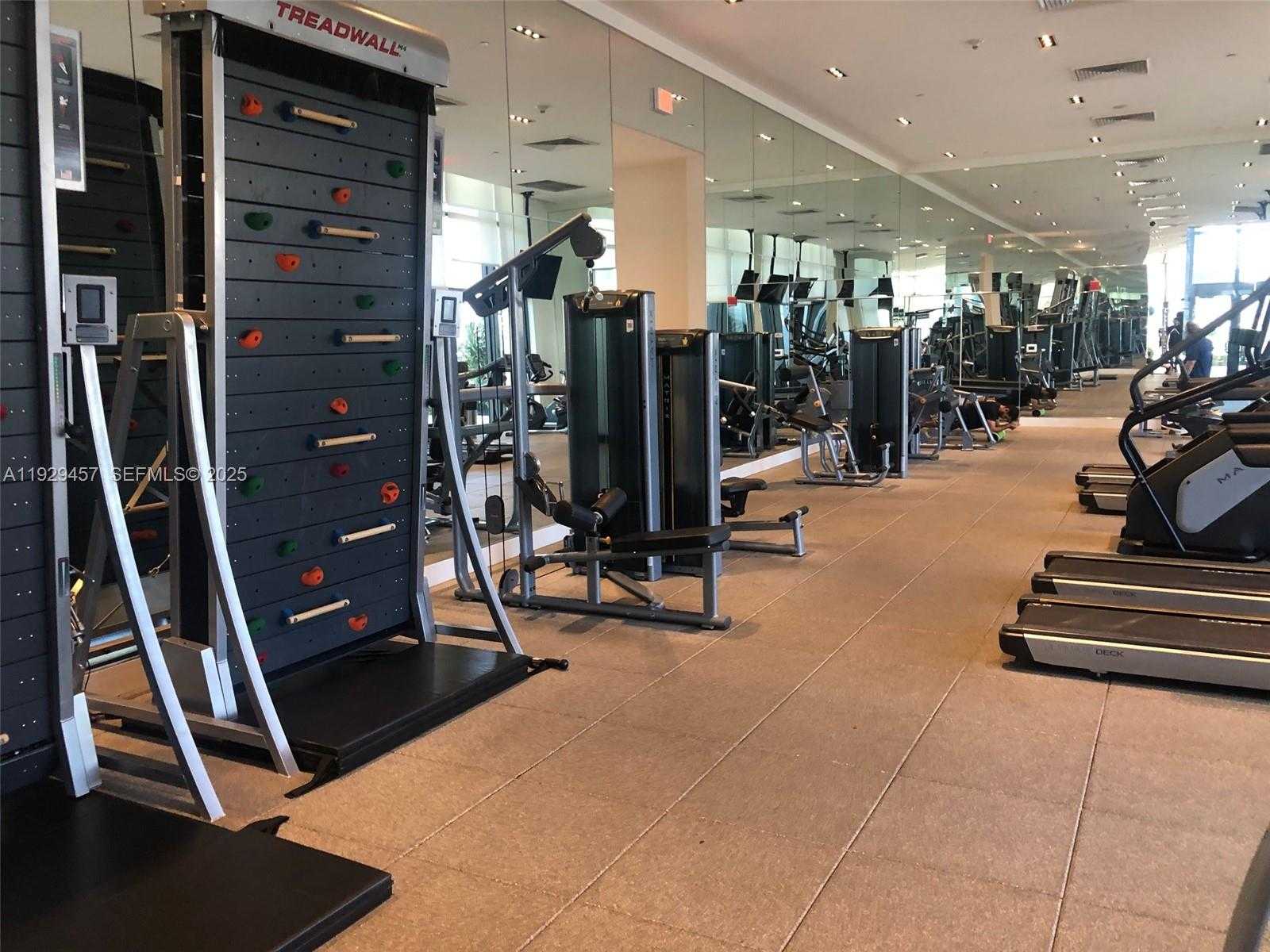 Imagen de Pequeño Objeto