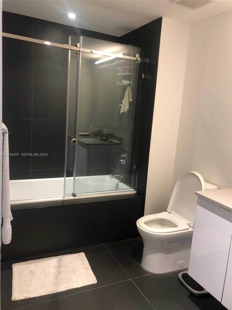 Imagen de Pequeño Objeto