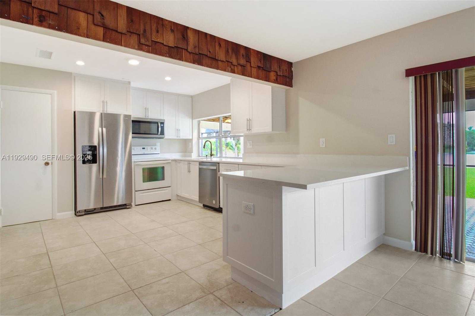 Imagen de Pequeño Objeto