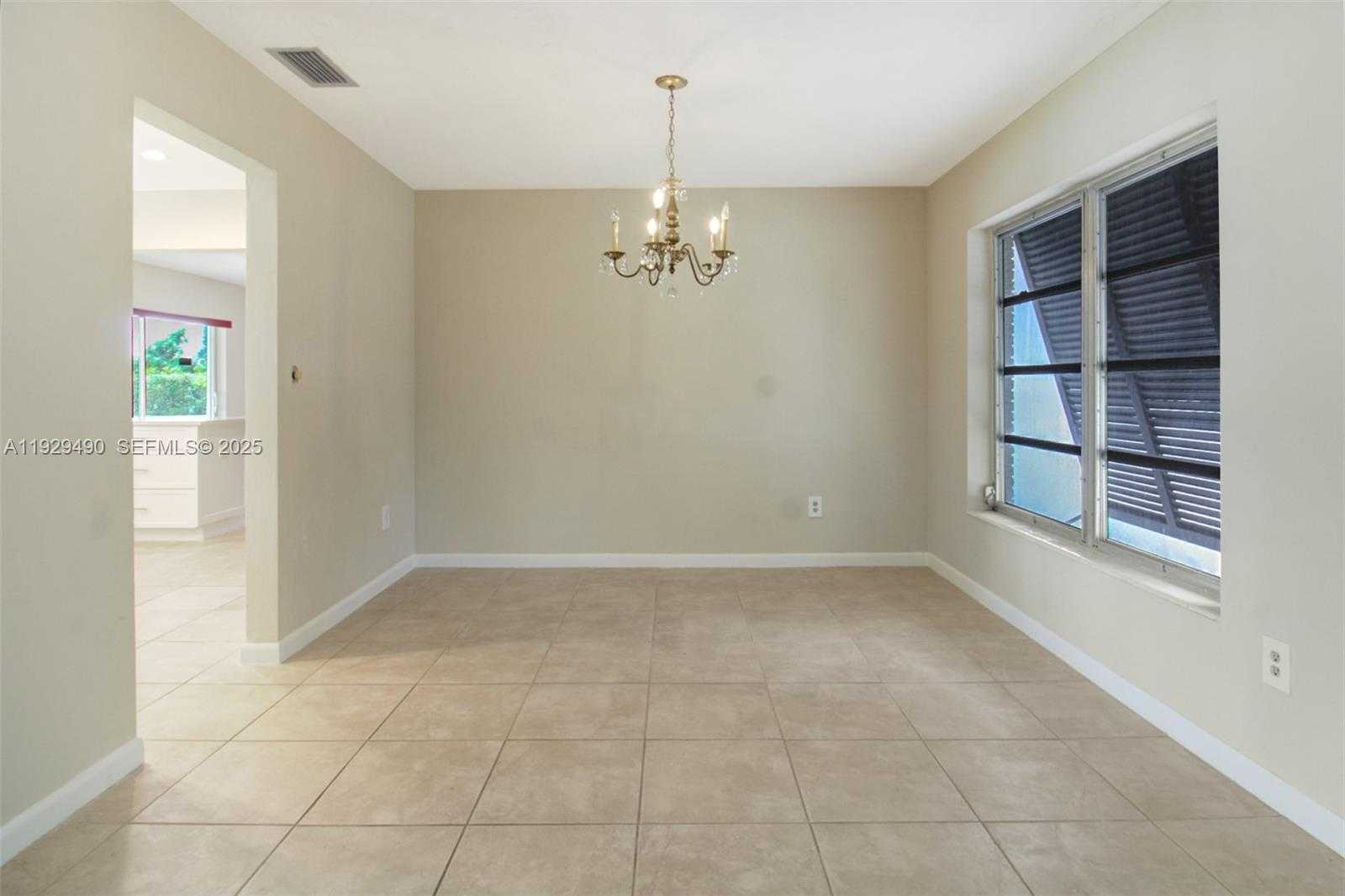 Imagen de Pequeño Objeto