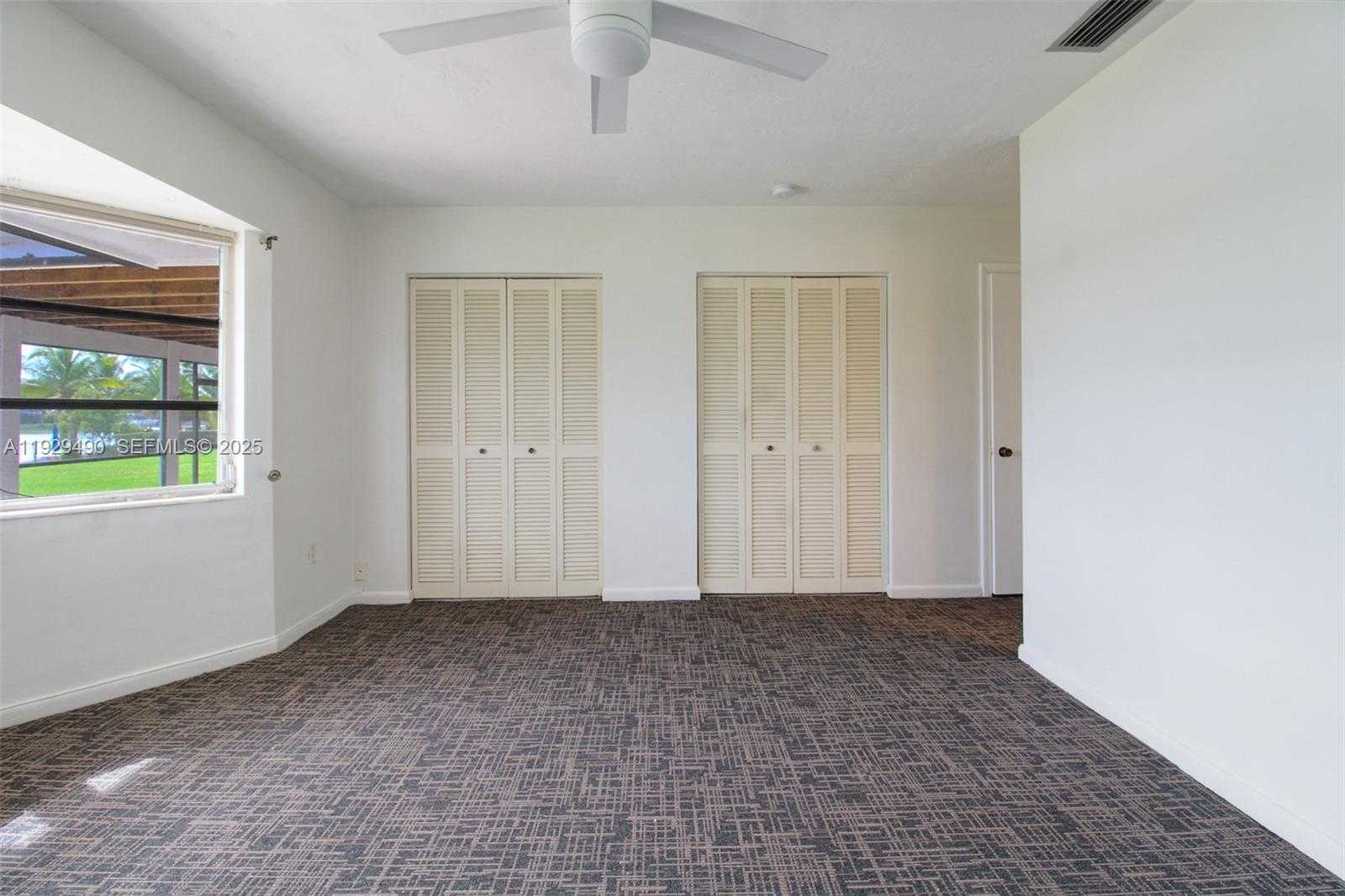 Imagen de Pequeño Objeto