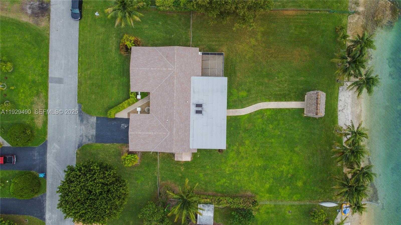 Imagen de Pequeño Objeto