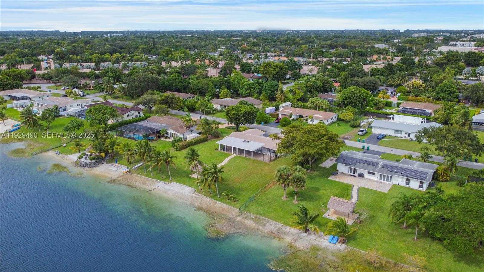 Imagen de Pequeño Objeto