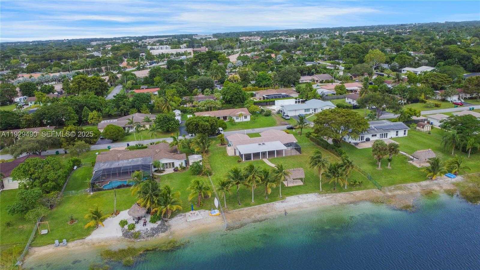 Imagen de Pequeño Objeto