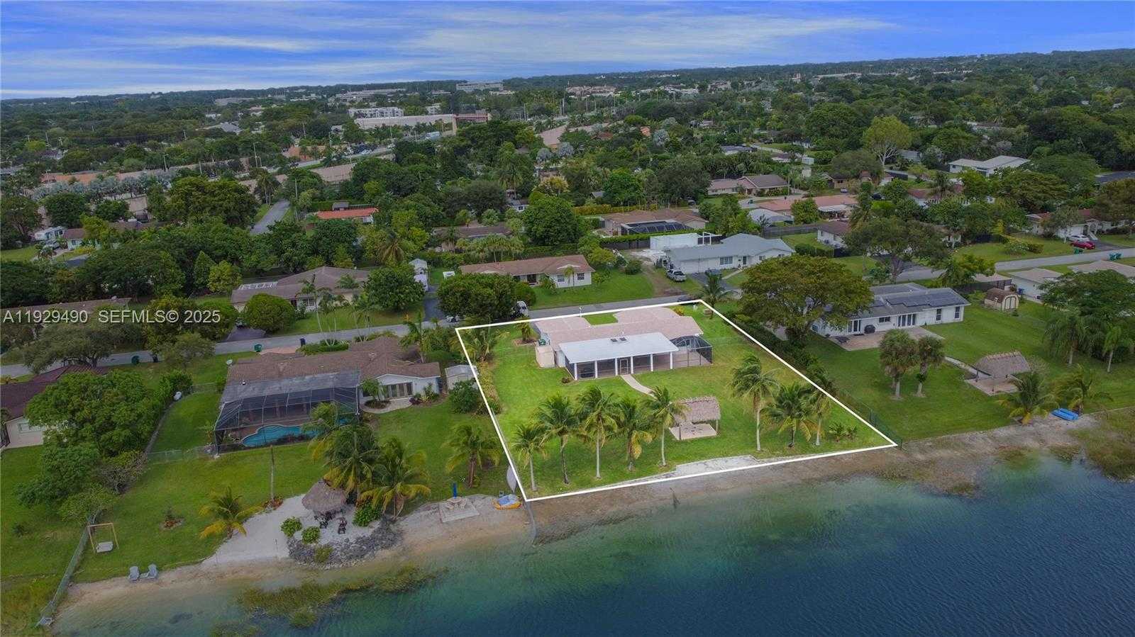 Imagen de Pequeño Objeto