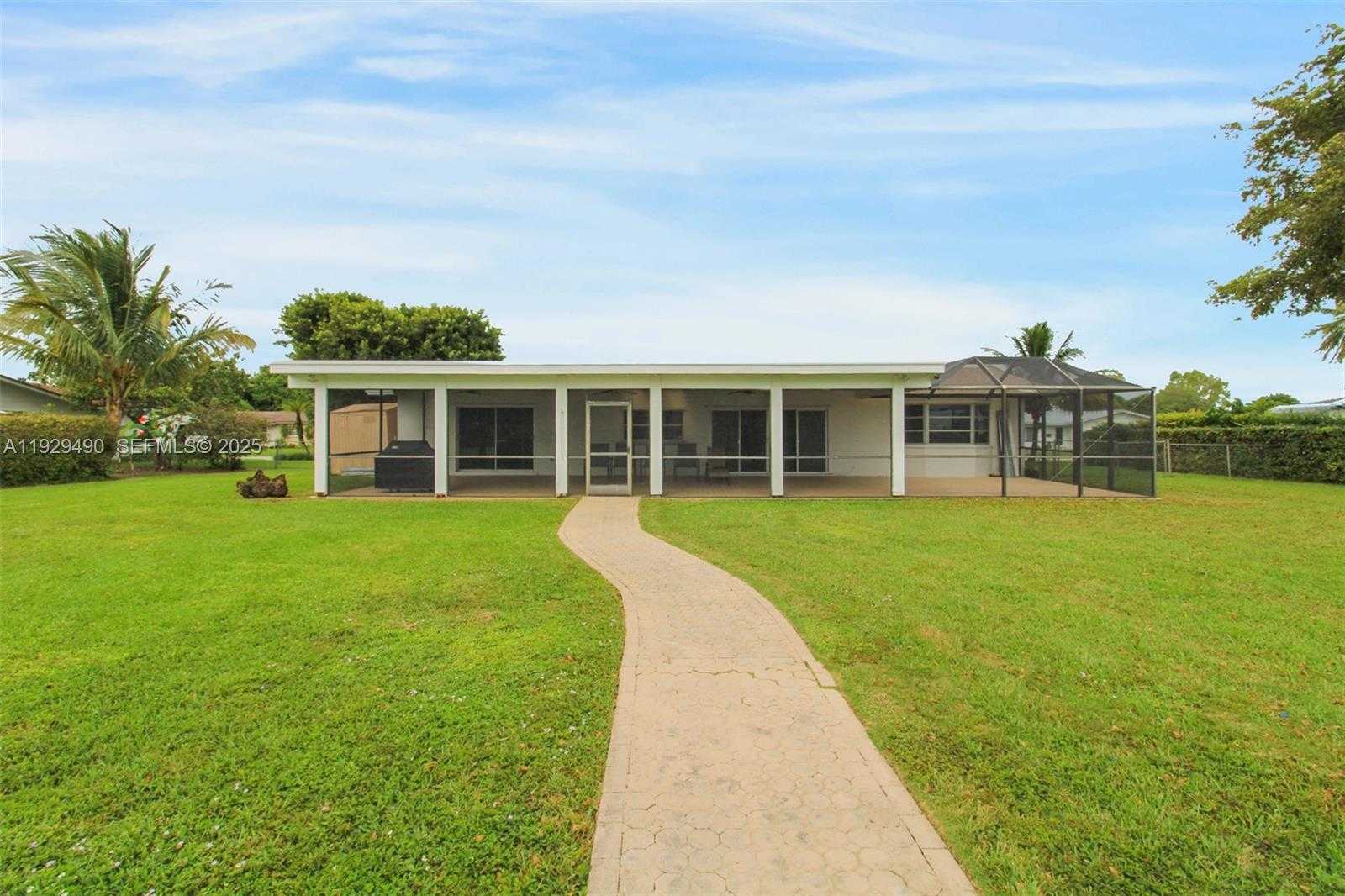 Imagen de Pequeño Objeto