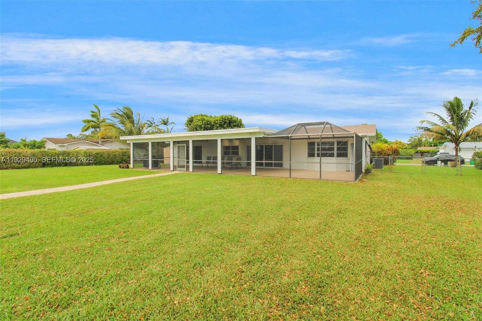 Imagen de Pequeño Objeto