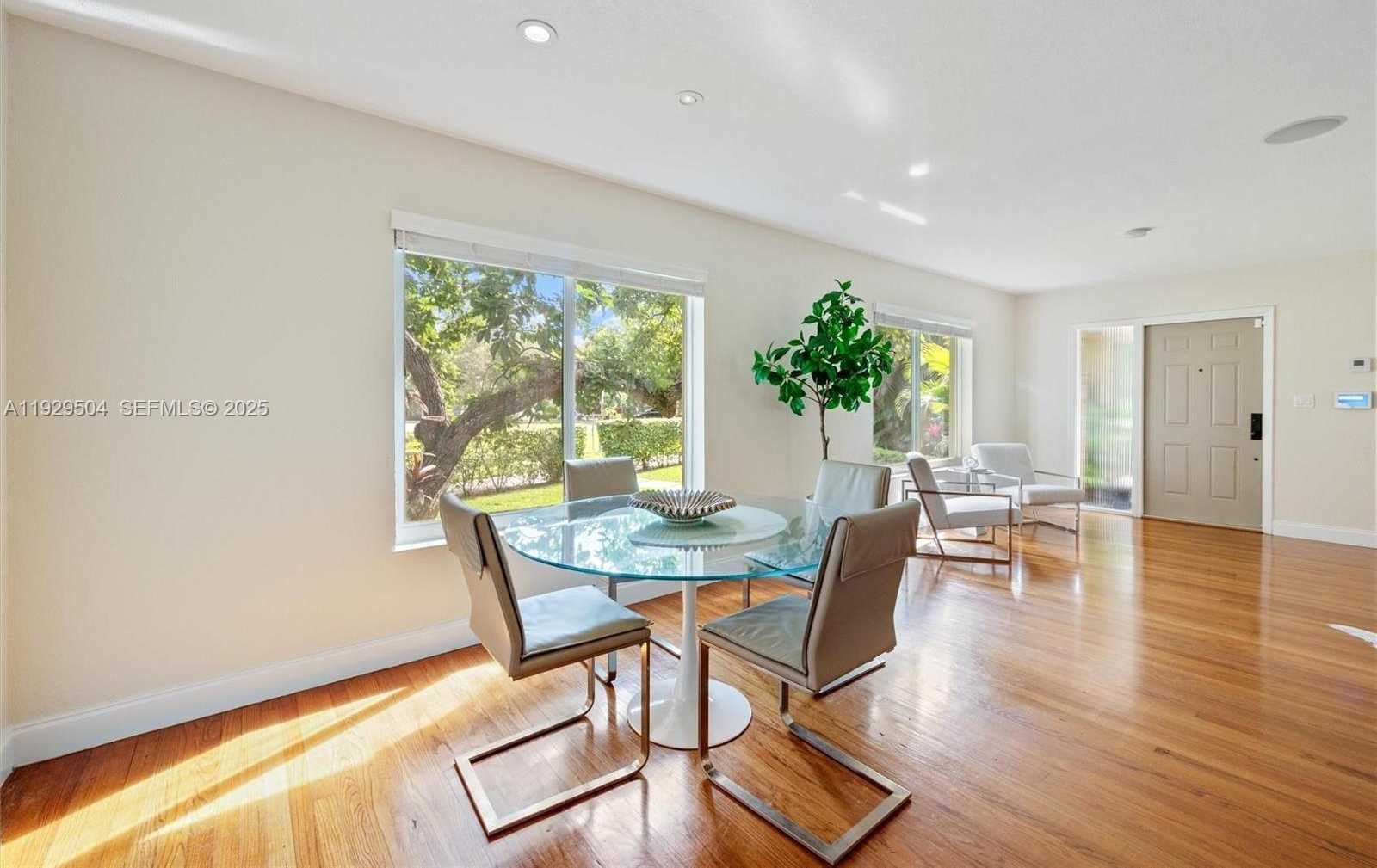 Small Image of 5620 ALHAMBRA CIR, Coral Gables Number 8