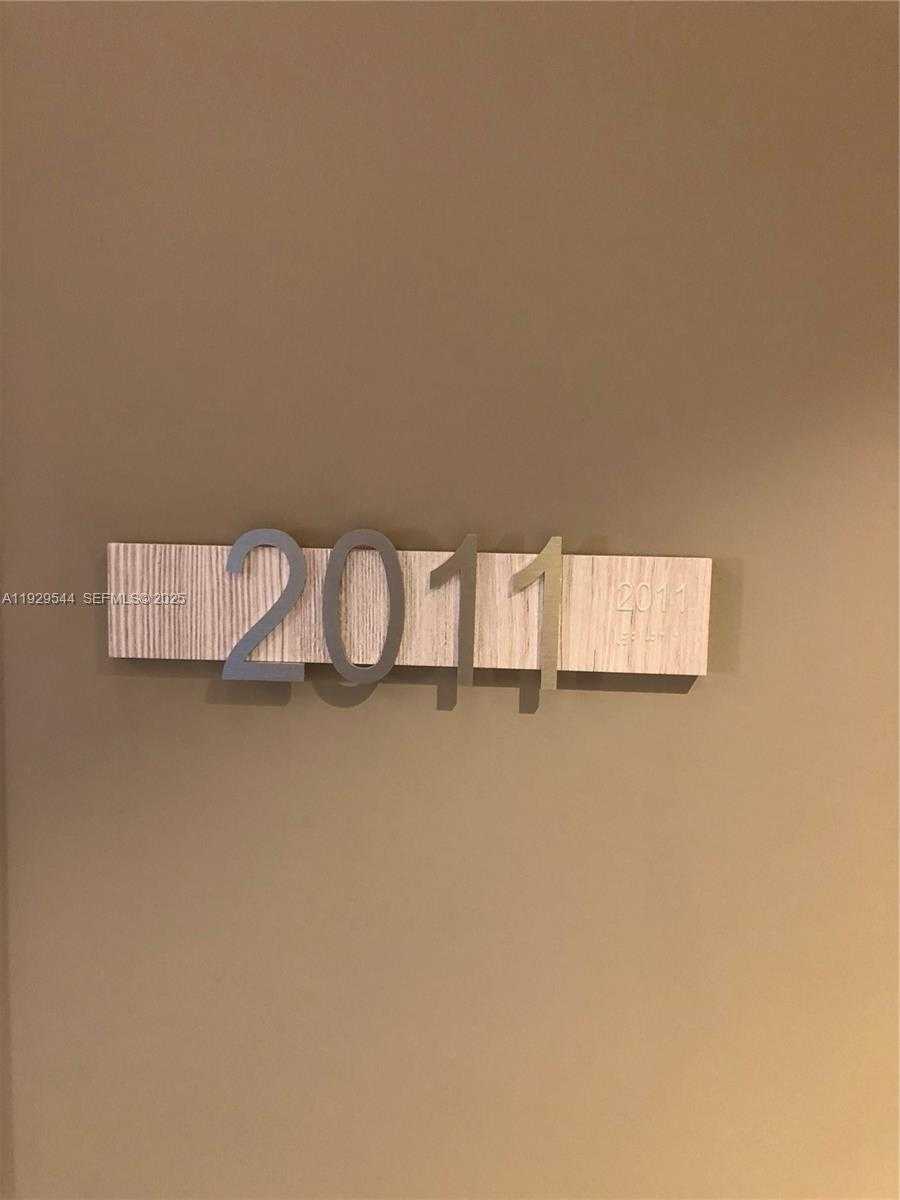 Imagen de Pequeño Objeto