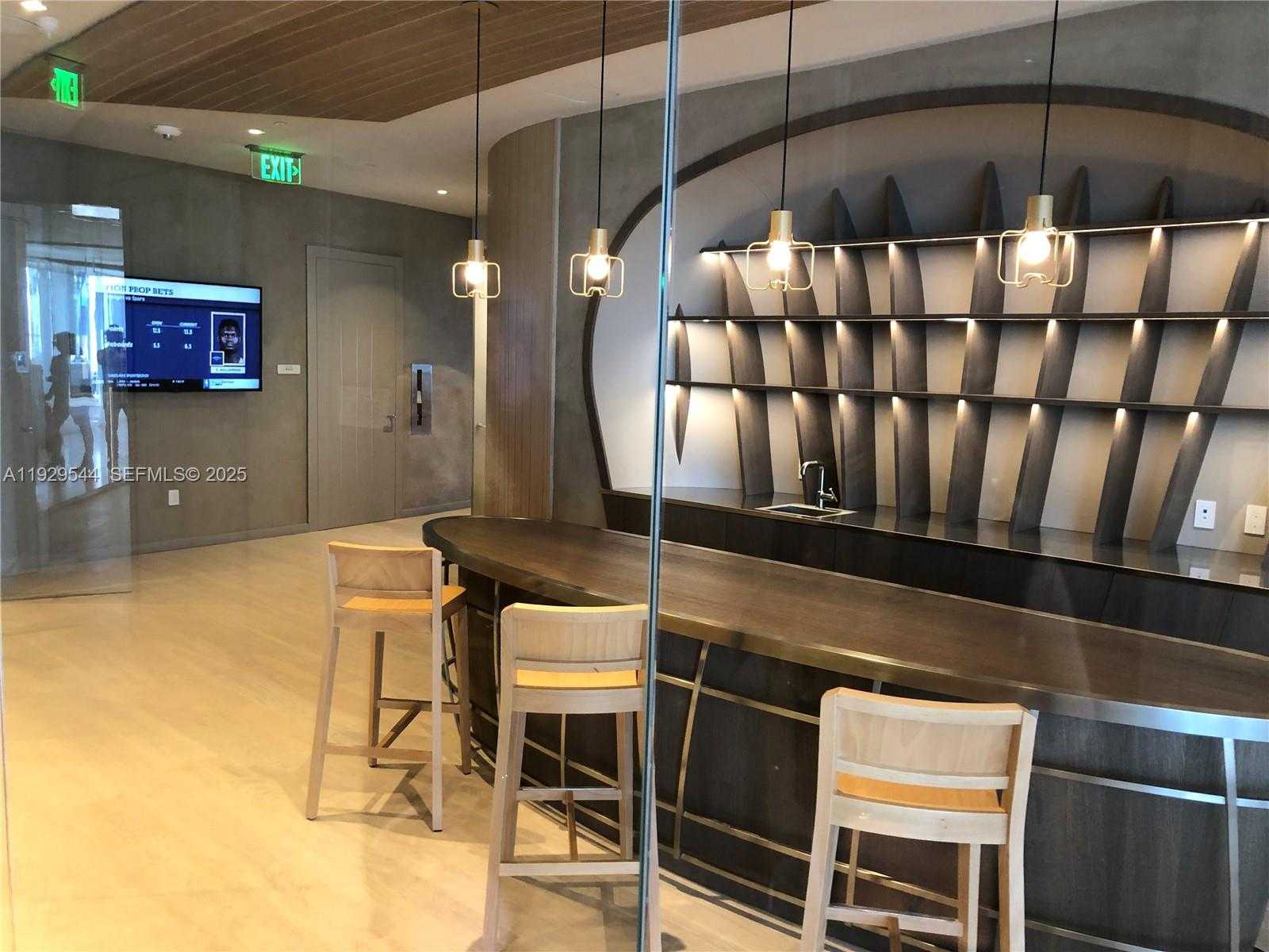 Imagen de Pequeño Objeto