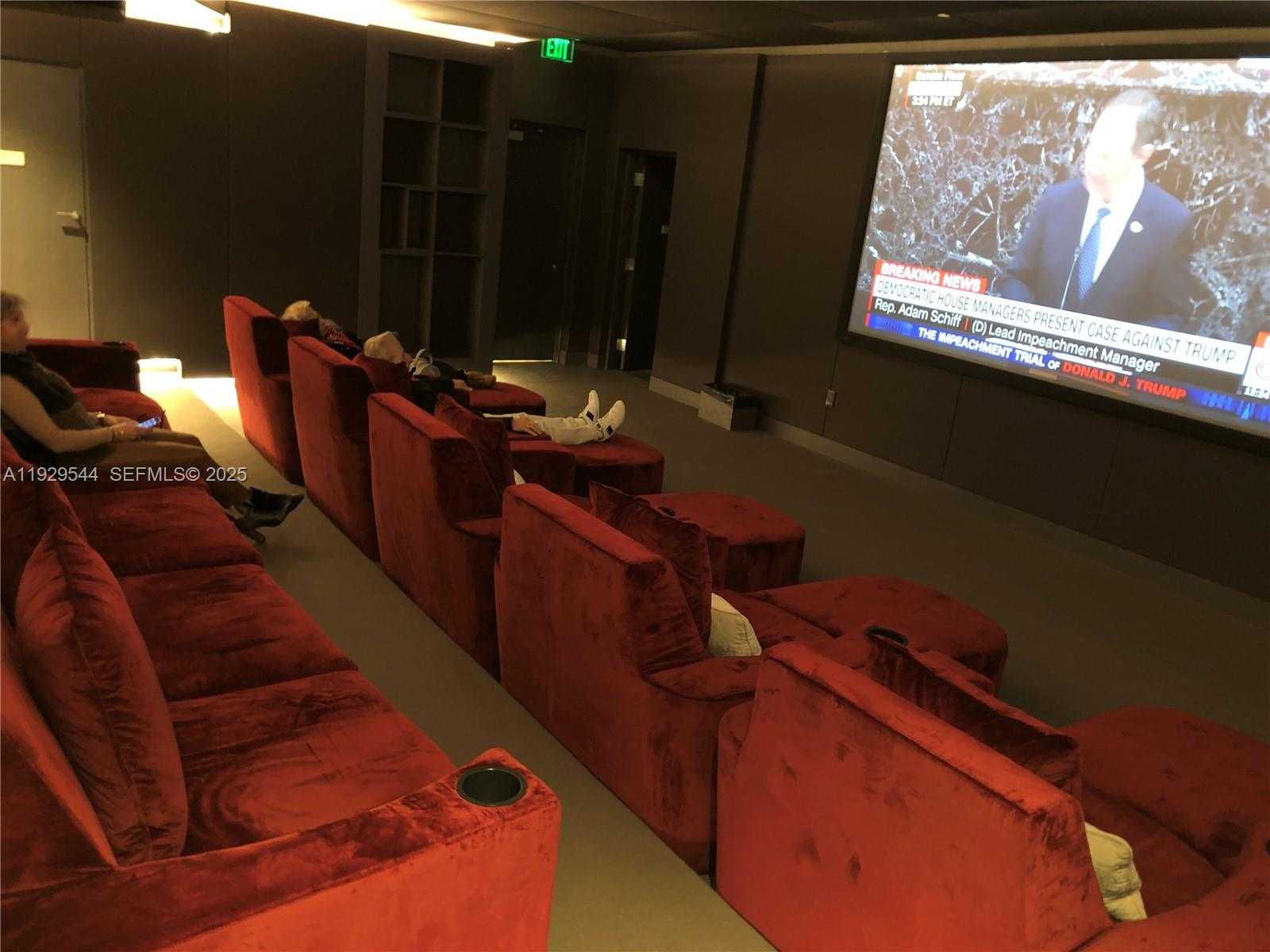 Imagen de Pequeño Objeto