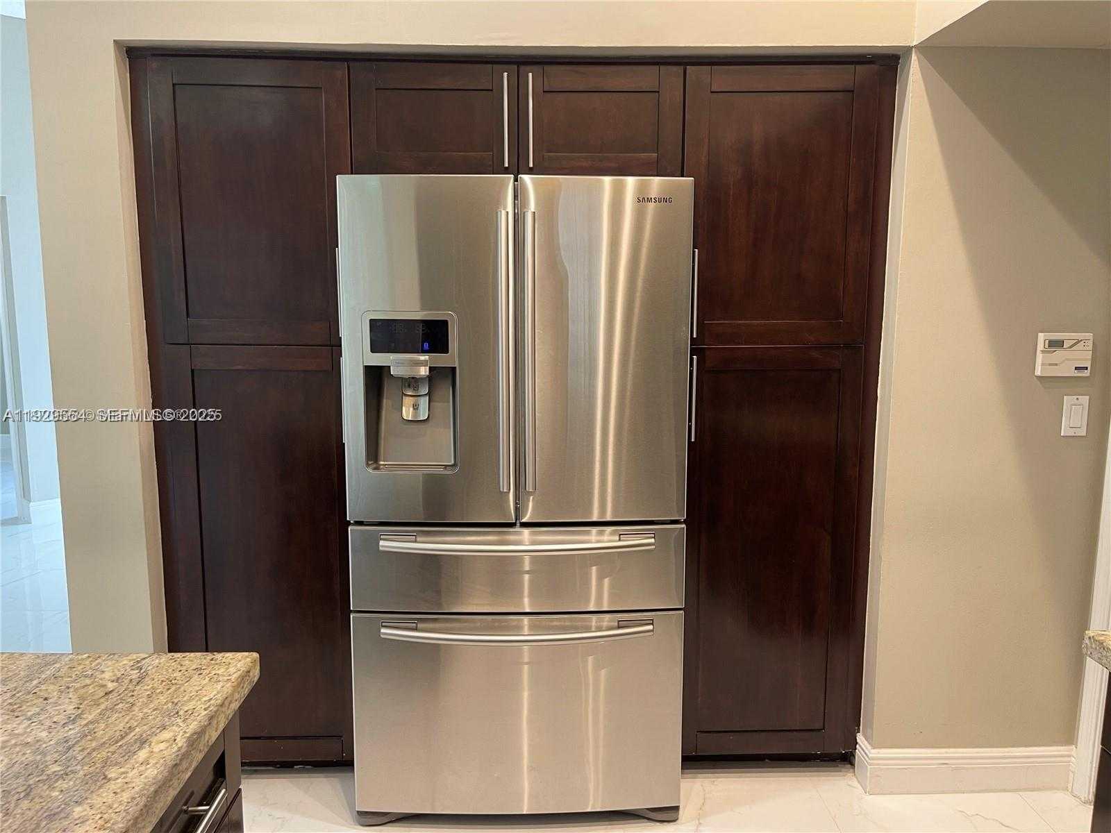 Imagen de Pequeño Objeto