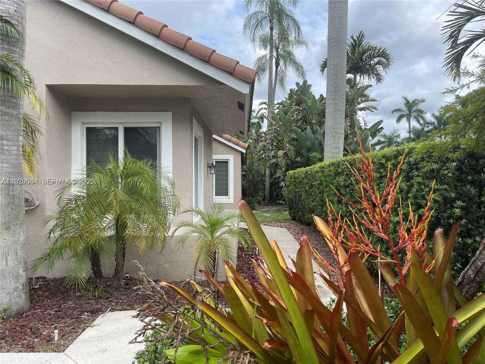 Imagen de Pequeño Objeto