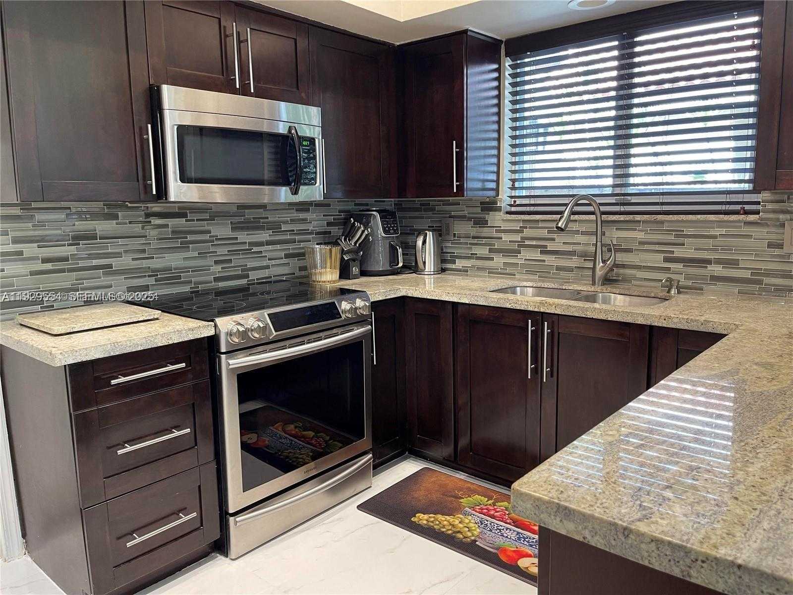 Imagen de Pequeño Objeto