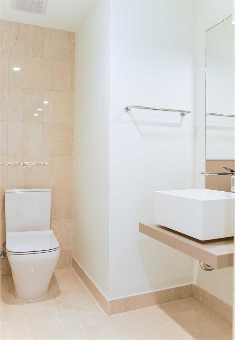 Imagen de Pequeño Objeto