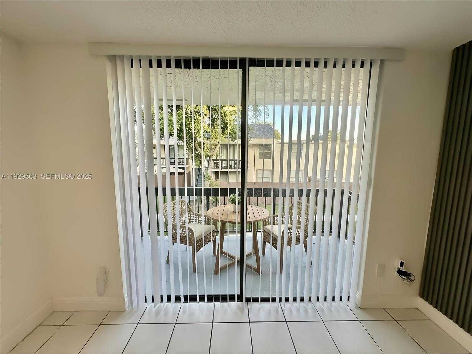 Small Image of 8311 SOUTH WEST 142ND AVE #J205, Miami Number 3