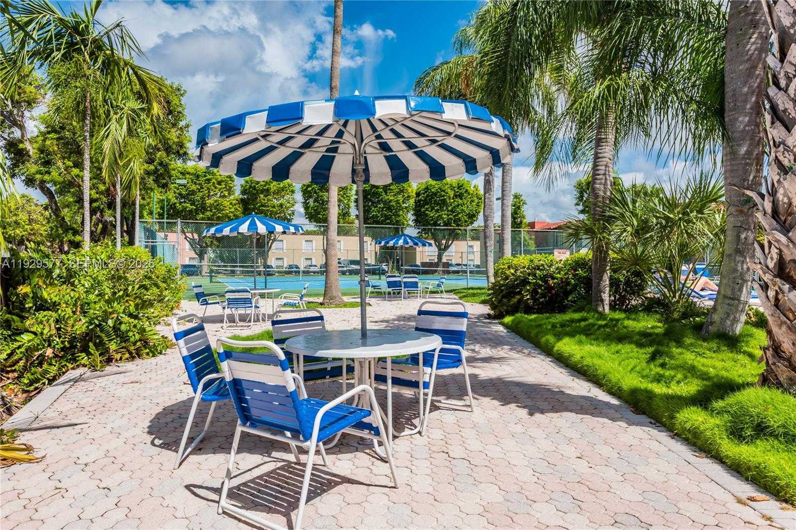 Small Image of 10784 NORTH KENDALL DR #D2, Miami Number 23