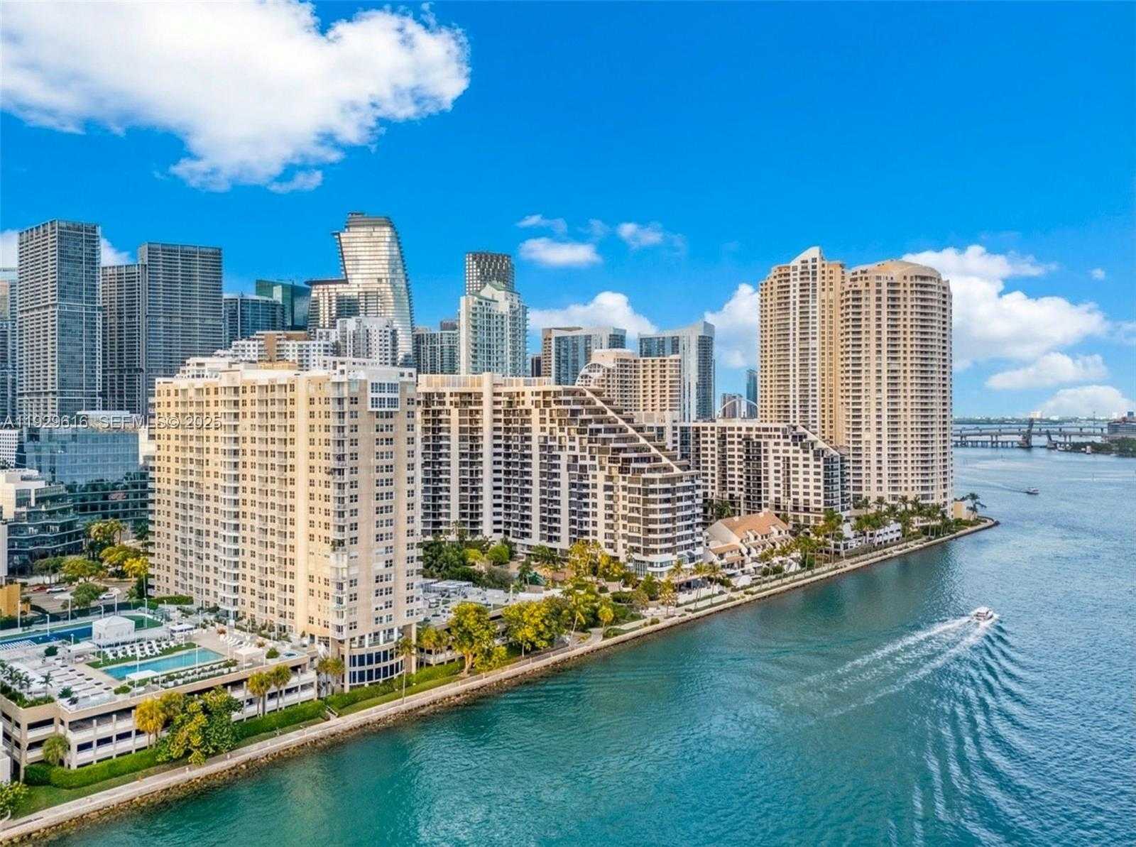 Small Image of 770 CLAUGHTON ISLAND DR #1401, Miami Number 2