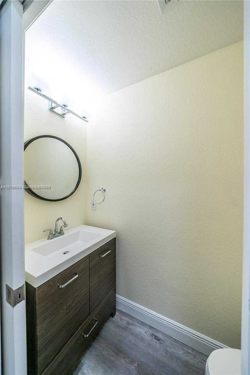 Small Image of 8882 WEST FLAGLER ST #208, Miami Number 5