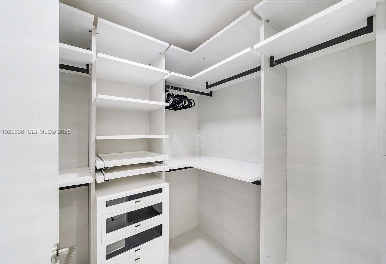 Imagen de Pequeño Objeto