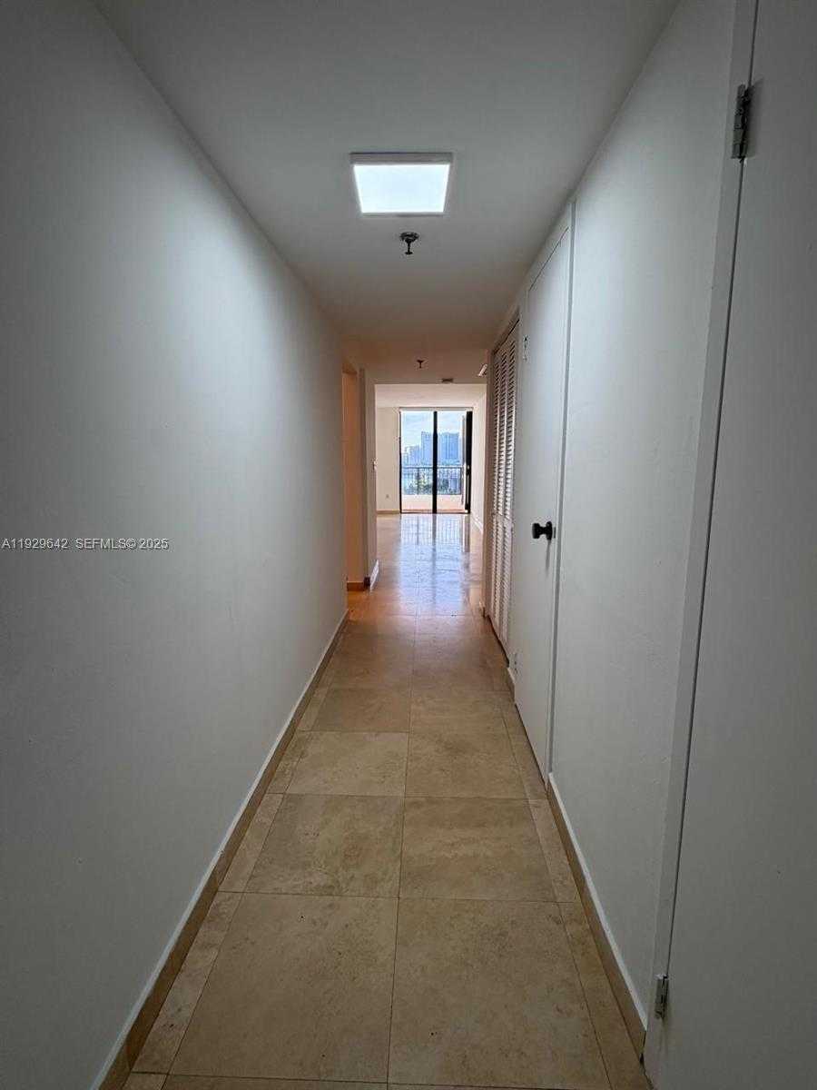 Small Image of 555 NORTH EAST 15TH ST #14K, Miami Number 46