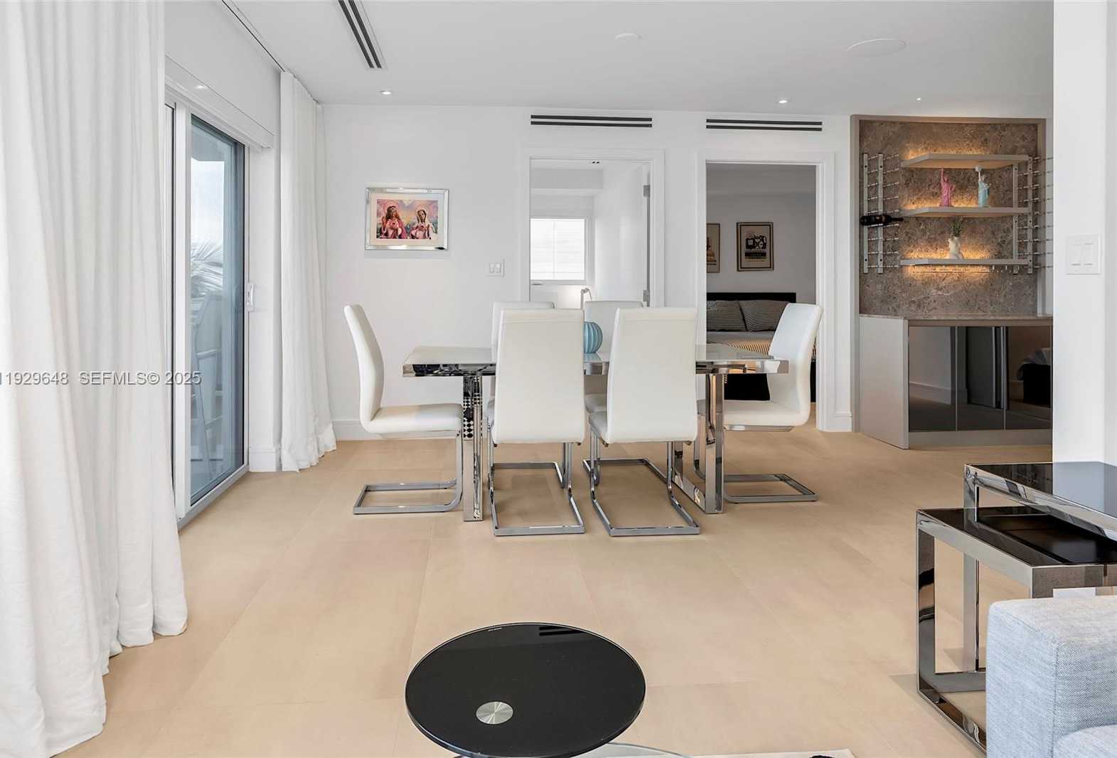 Small Image of 325 OCEAN DR #410, Miami Beach Number 12