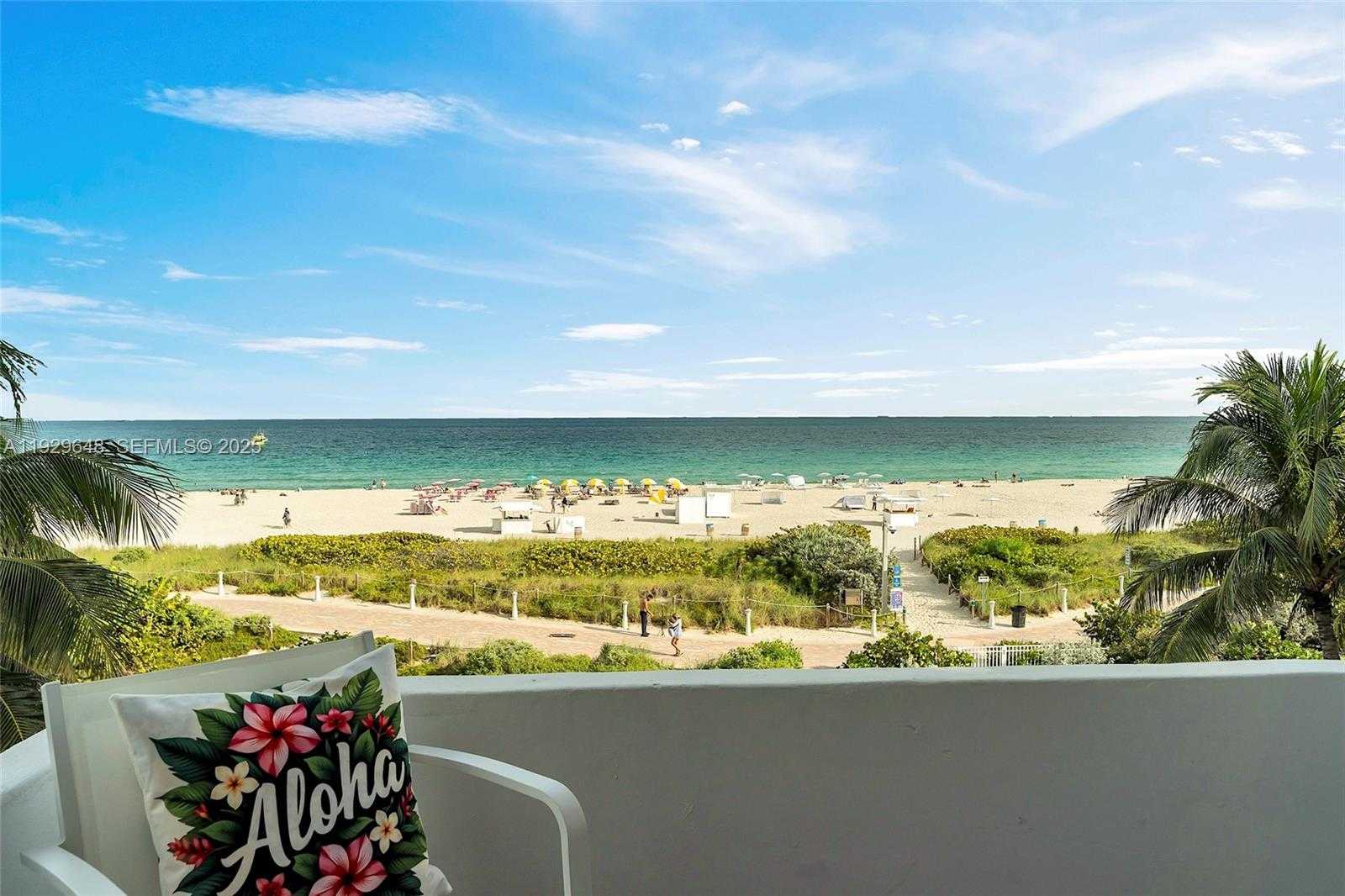 Small Image of 325 OCEAN DR #410, Miami Beach Number 2