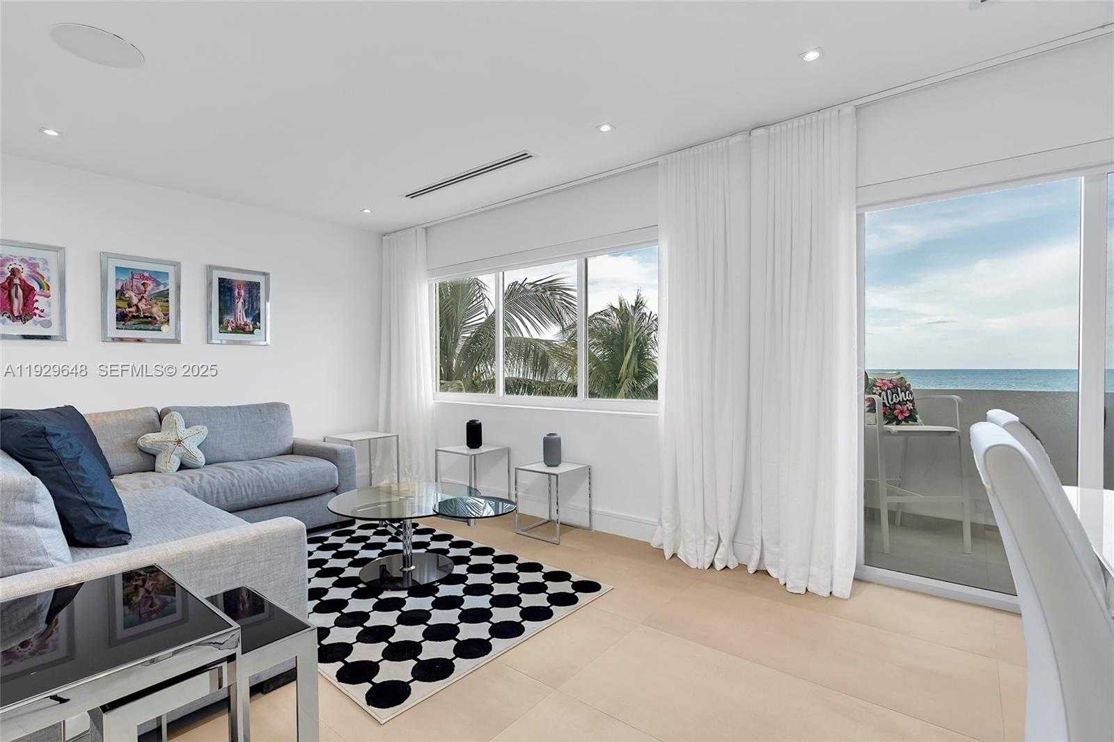 Small Image of 325 OCEAN DR #410, Miami Beach Number 20
