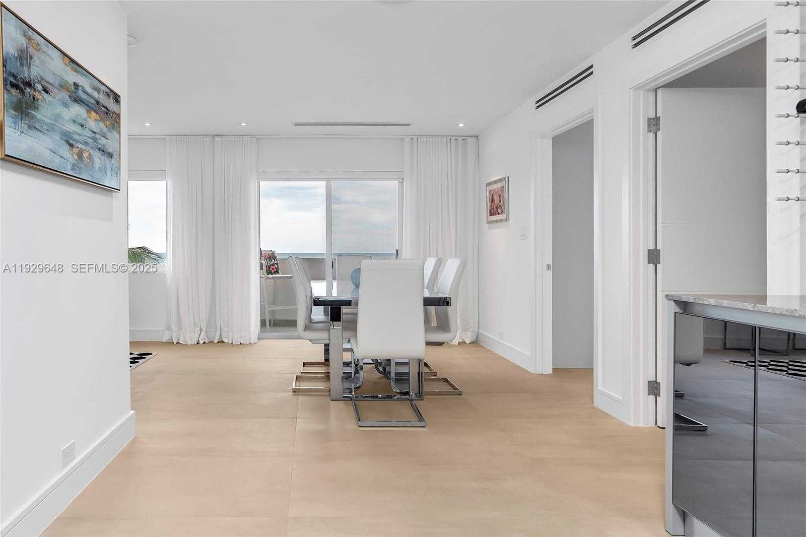 Small Image of 325 OCEAN DR #410, Miami Beach Number 29