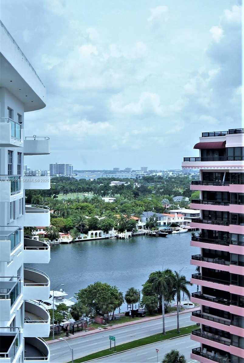 Small Image of 5161 COLLINS AVE #1610, Miami Beach Number 16