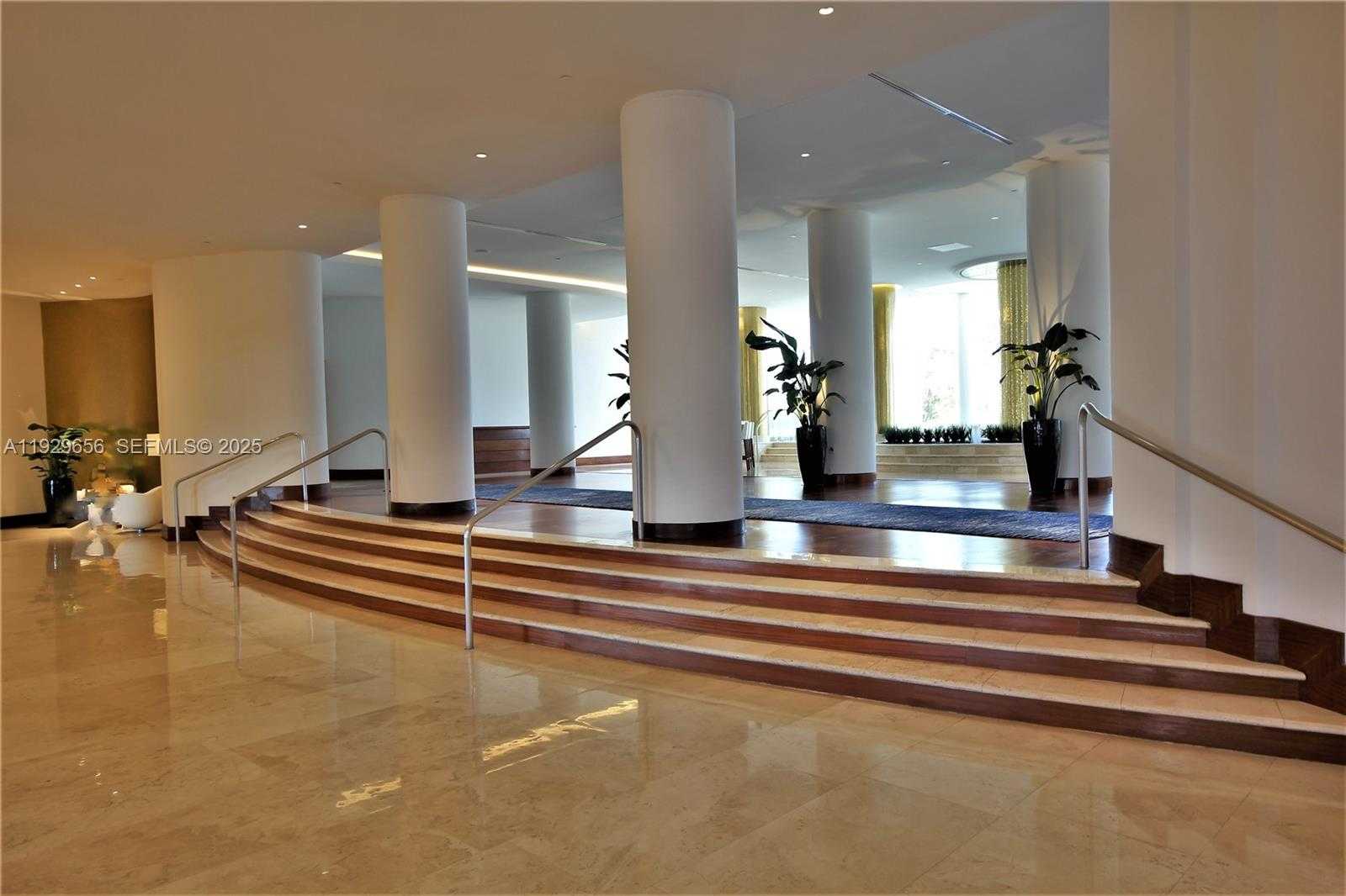 Small Image of 5161 COLLINS AVE #1610, Miami Beach Number 43