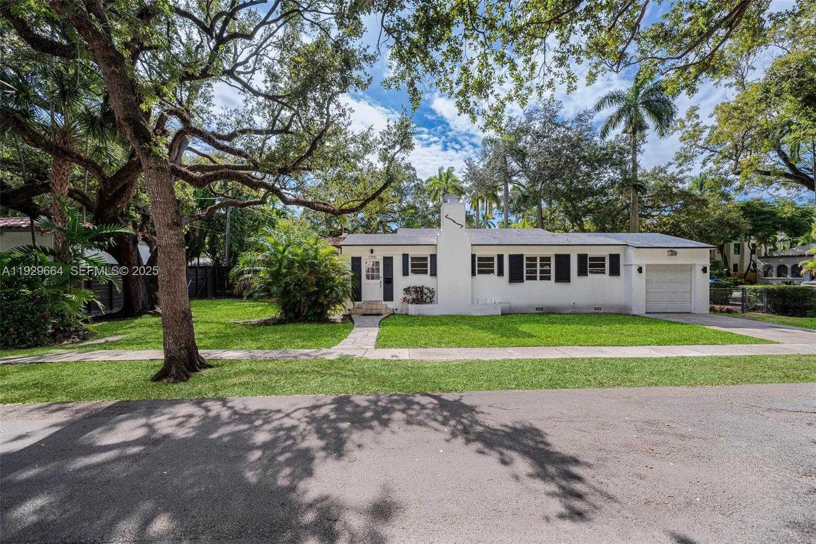 Imagen de Pequeño Objeto