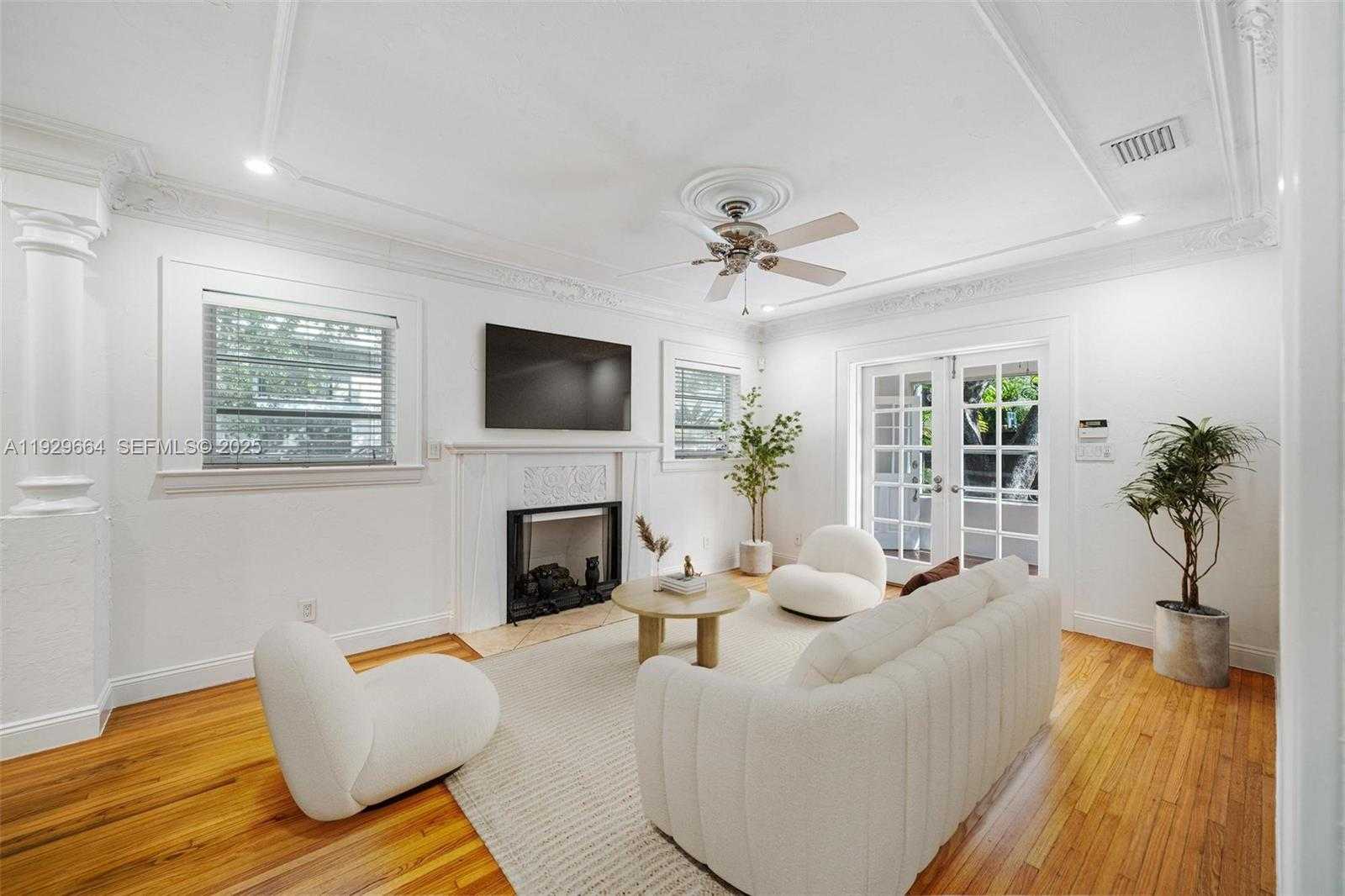 Imagen de Pequeño Objeto