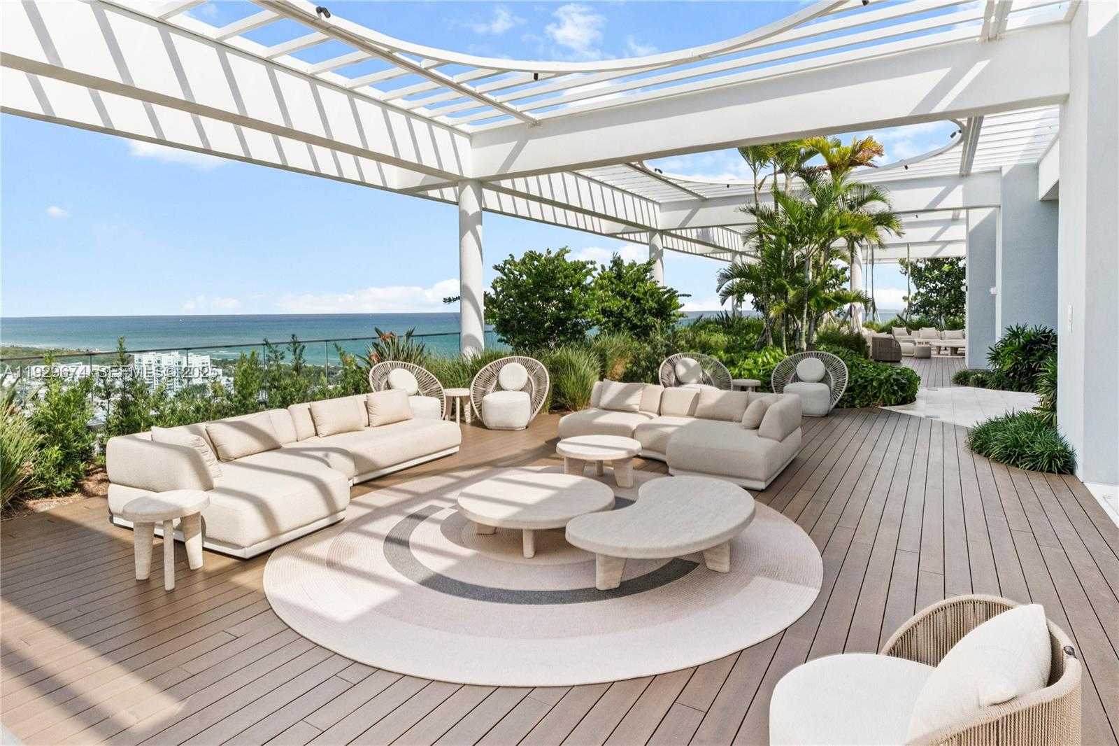 Imagen de Pequeño Objeto