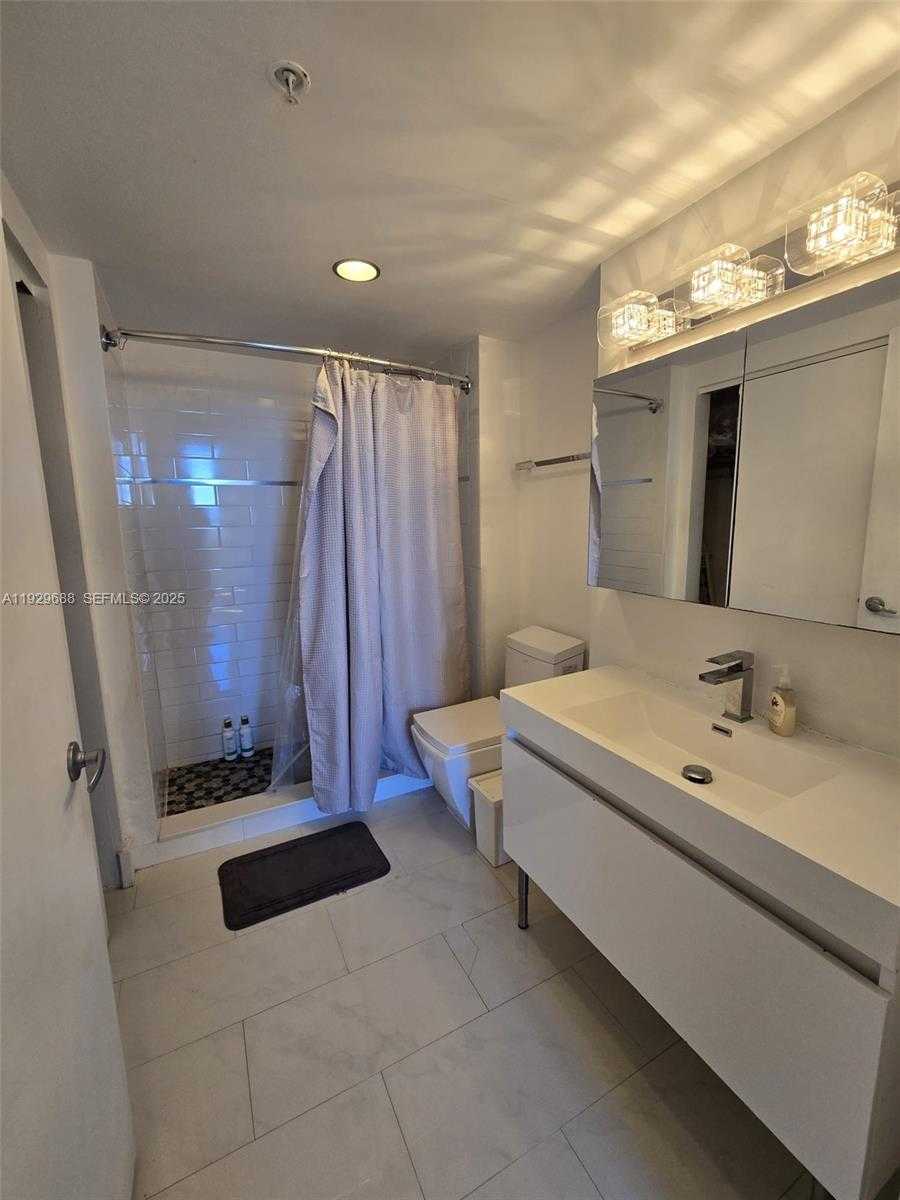 Small Image of 1500 BAY RD #1178S, Miami Beach Number 18
