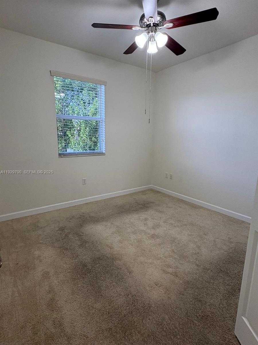 Small Image of Miami Number 14